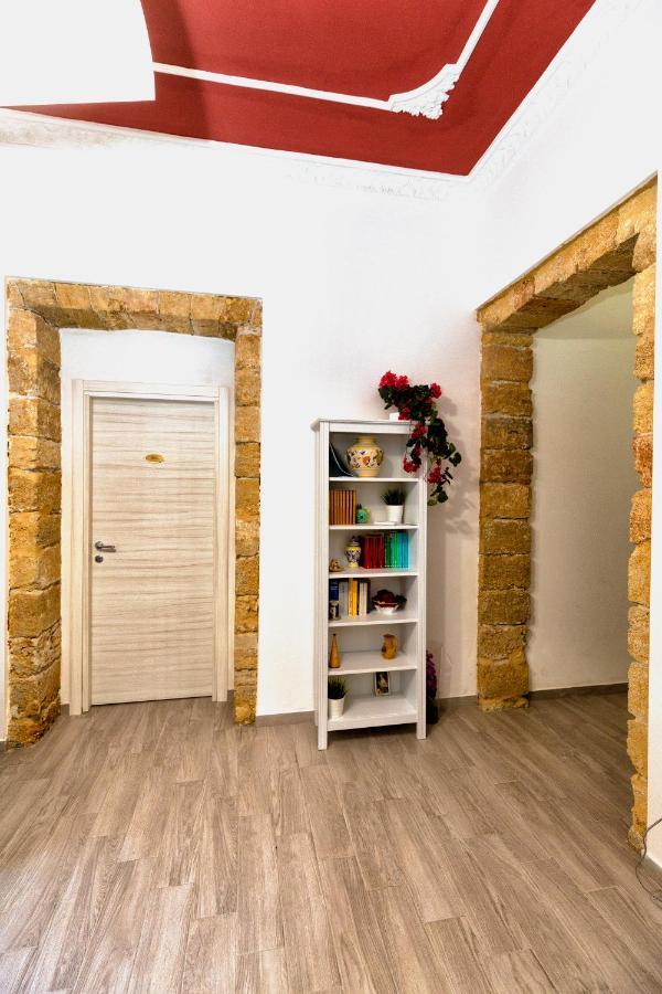 Garden House: Apartments And Rooms For Holidays Palermo Luaran gambar